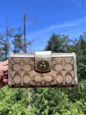 COACH VINTAGE Women's Wallet AUTHENTIC
